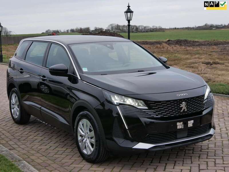 Zwart, metallic lak Gebruikt 2021 Peugeot 5008 Business-Line MPV | € 16.940 (Eerlijke prijs) - Afbeelding 1/3