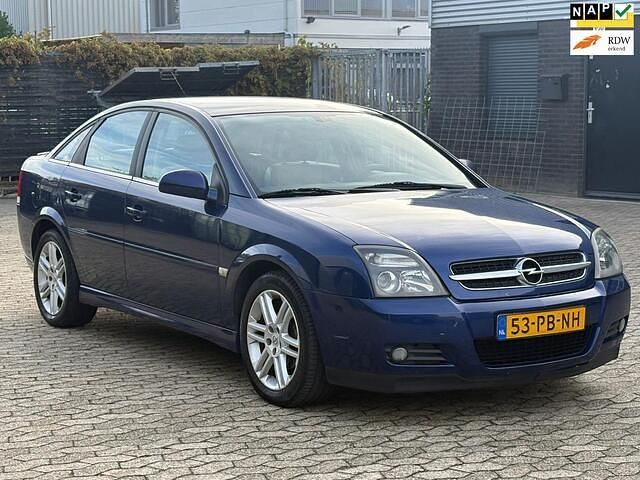 Blauw Gebruikt 2004 Opel Vectra GTS Elegance Hatchback | € 1.299 (Eerlijke prijs) - Afbeelding 1/4