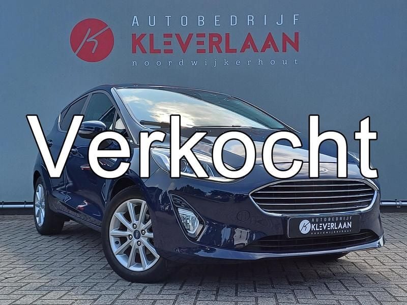 Blauw Gebruikt 2020 Ford Fiesta Titanium Hatchback | € 12.950 (Goede deal) - Afbeelding 1/4