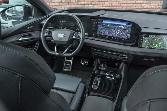 Occasion Audi Q6 e-tron Comfort 284 kW (387 PK) 2024 Zwart SUV