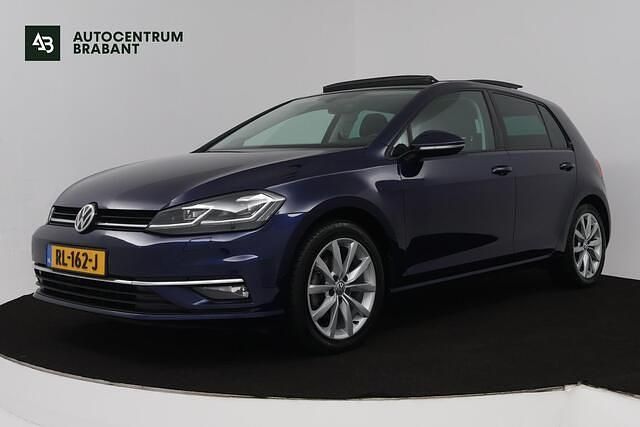 Blauw Gebruikt 2018 VW Golf VII Highline Hatchback | € 17.945 (Goede deal) - Afbeelding 1/4