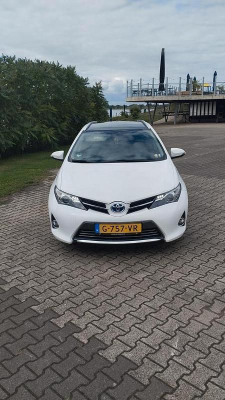 Gebruikt 2015 Toyota Auris Stationwagen | € 10.250 (Eerlijke prijs) - Afbeelding 1/4