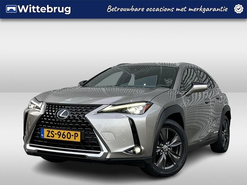 Occasion Lexus UX 184 PK (135 kW) 2019 Grijs SUV