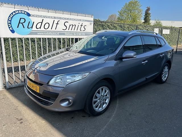 Gebruikt 2010 Renault Mégane III Dynamique Stationwagen | € 3.290 (Eerlijke prijs) - Afbeelding 1/4