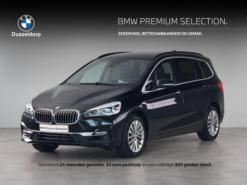 Zwart, metallic lak Gebruikt 2022 BMW 216 Gran Tourer Comfort Edition MPV | € 22.450 (Eerlijke prijs) - Afbeelding 1/4