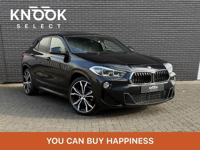 Zwart Gebruikt 2020 BMW X2 Executive SUV | € 27.950 (Eerlijke prijs) - Afbeelding 1/4