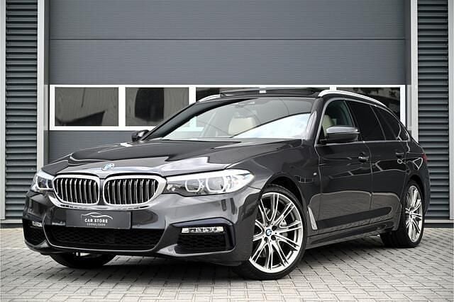 Grijs Gebruikt 2017 BMW 340 M Sport Stationwagen | € 31.950 - Afbeelding 1/4