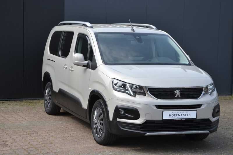 Grijs Gebruikt 2020 Peugeot Rifter Allure MPV | € 23.500 (Iets duurder) - Afbeelding 1/4