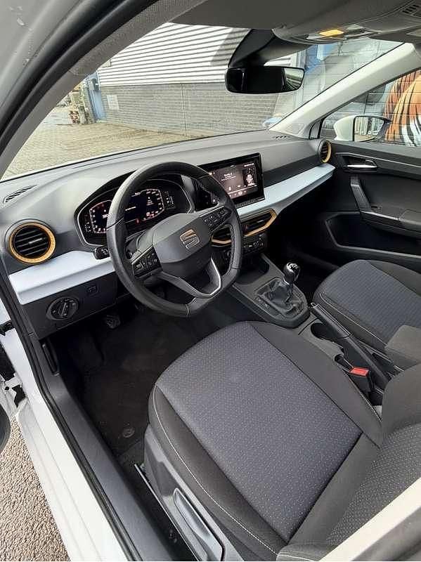 Wit Occasion 2022 Seat Ibiza FR Hatchback | € 12.500 (Super prijs) - Afbeelding 1/4