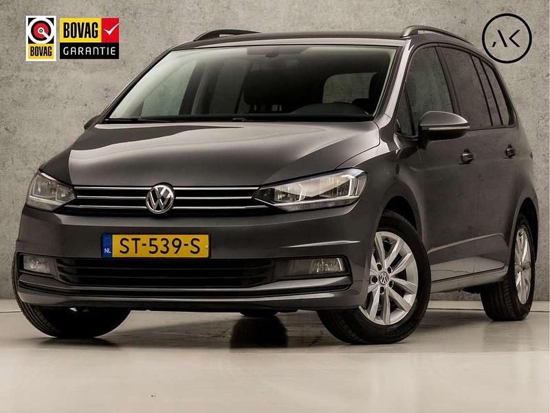 Grijs Gebruikt 2018 VW Touran Comfortline MPV | € 18.945 (Goede deal) - Afbeelding 1/4