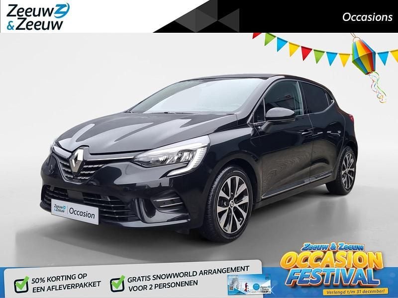 Zwart Gebruikt 2023 Renault Clio V Techno Hatchback | € 16.440 (Eerlijke prijs) - Afbeelding 1/4