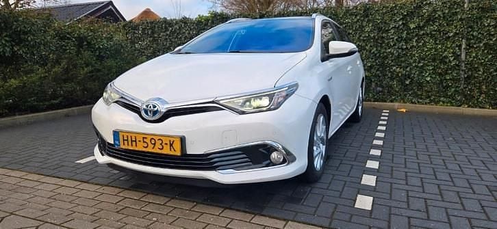 Occasion 2015 Toyota Auris Stationwagen | € 9.250 (Eerlijke prijs) - Afbeelding 1/4