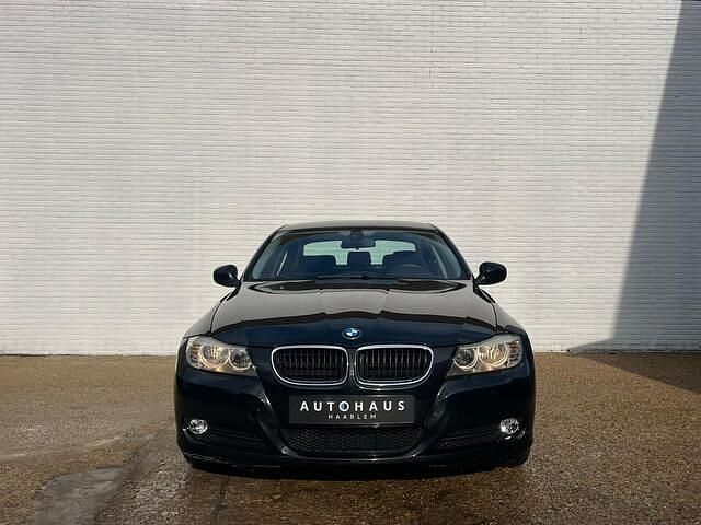 Occasion BMW 318 Comfort Edition 143 PK (105 kW) 2009 Zwart Sedan