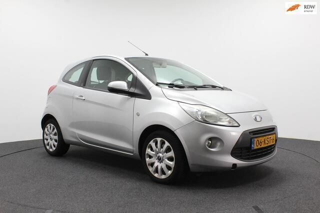 Grijs Gebruikt 2010 Ford Ka Titanium Hatchback | € 3.995 (Eerlijke prijs) - Afbeelding 1/4