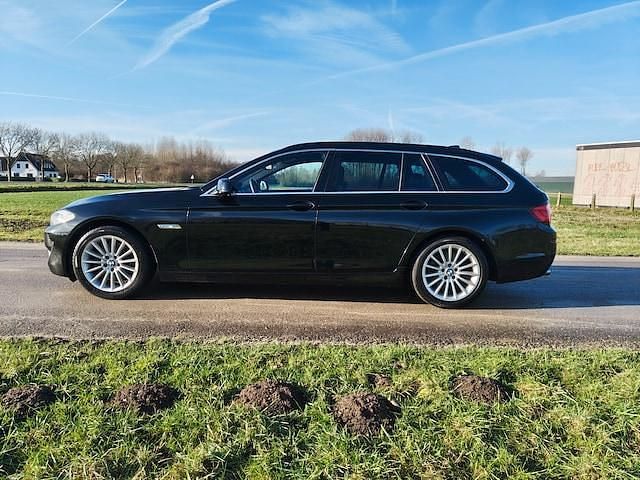 Occasion BMW 528 Executive 2011 Zwart (mat) Stationwagen