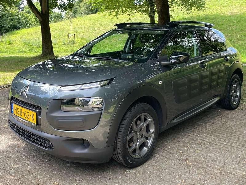 Grijs Gebruikt 2015 Citroën C4 Cactus Live Hatchback | € 9.499 - Afbeelding 1/4
