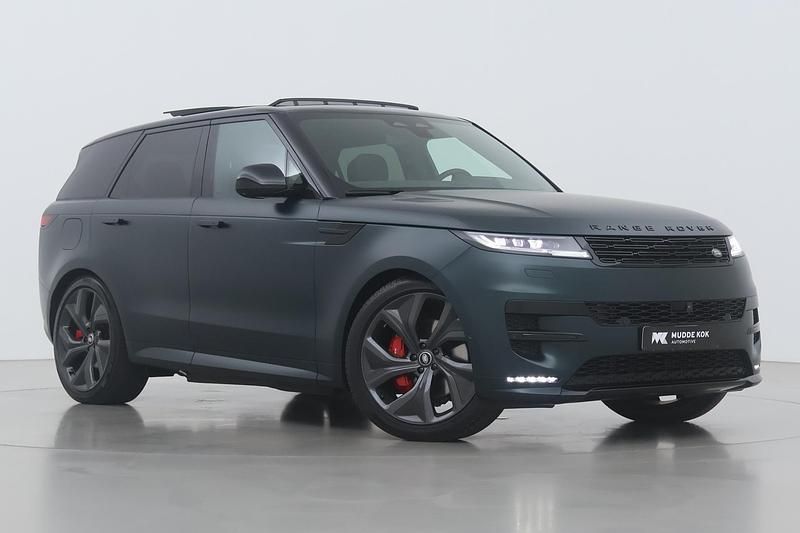 Groen Gebruikt 2025 Land Rover Range Rover Sport Black Edition SUV | € 143.900 - Afbeelding 1/1