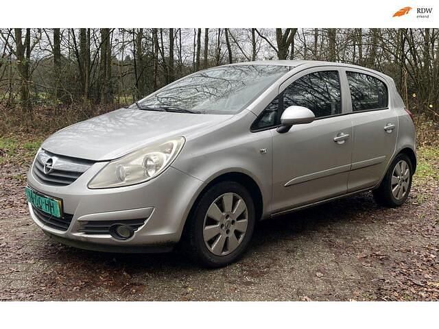 Grijs Gebruikt 2006 Opel Corsa Hatchback | € 1.000 (Iets duurder) - Afbeelding 1/4