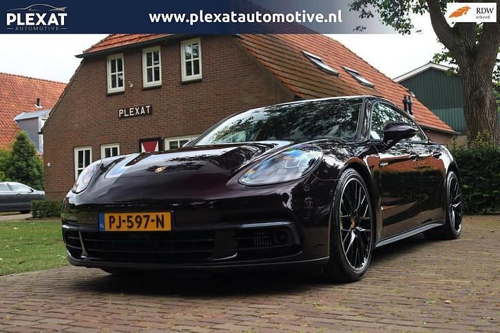 Paars Occasion 2017 Porsche Panamera Sedan | € 57.945 (Super prijs) - Afbeelding 1/4