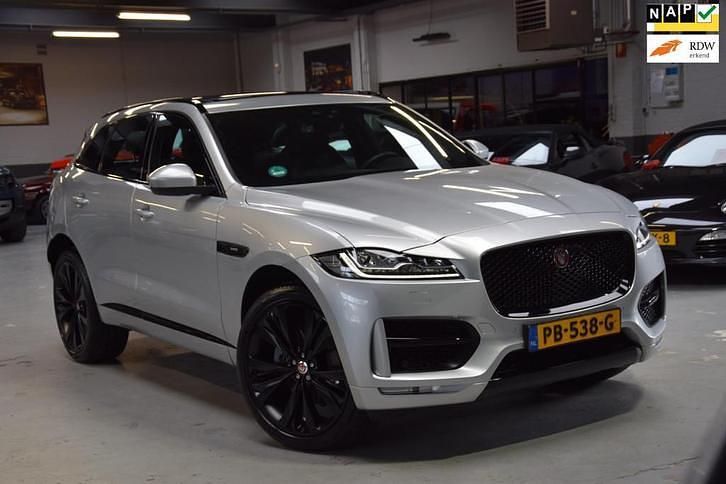 Grijs Gebruikt 2017 Jaguar F-Pace R-Sport SUV | € 28.800 (Iets duurder) - Afbeelding 1/4