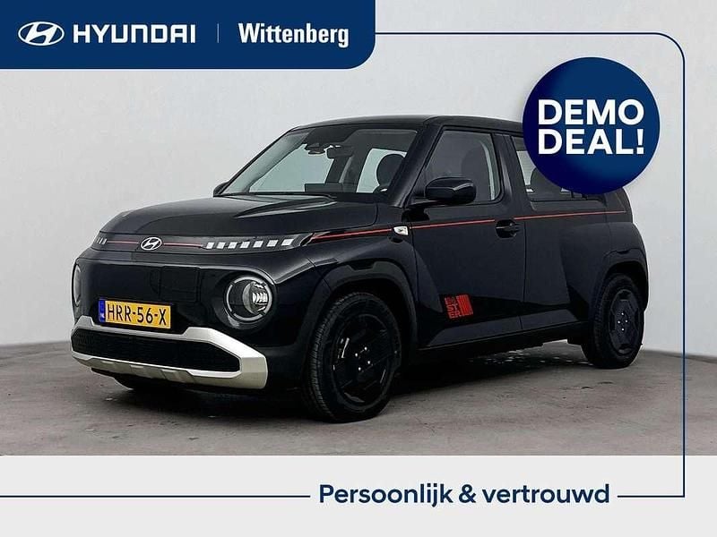 Zwart Occasion 2025 Hyundai Inster Edition Hatchback | € 22.900 (Goede deal) - Afbeelding 1/3