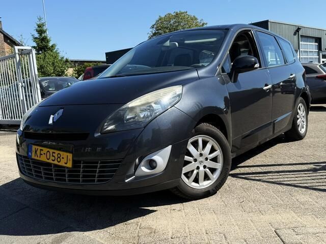 Occasion Renault Grand Scénic III Bose Edition 131 PK (96 kW) 2011 Grijs, metallic lak MPV
