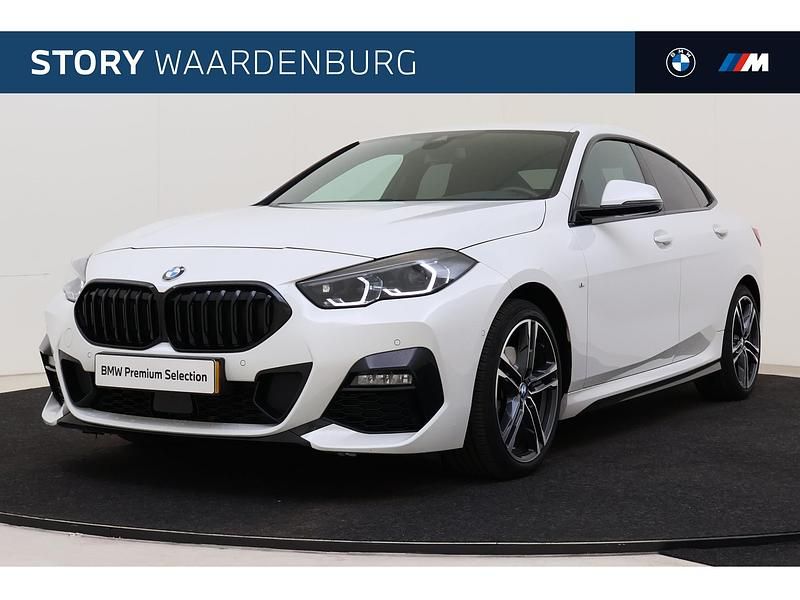 Wit Occasion 2022 BMW 218 Executive Coupé | € 30.400 (Eerlijke prijs) - Afbeelding 1/4
