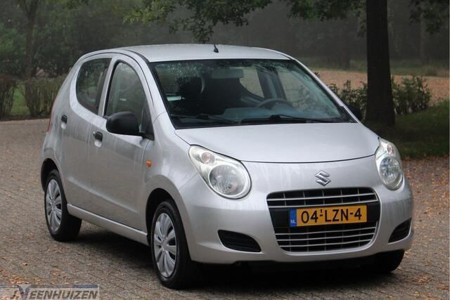 Grijs Gebruikt 2010 Suzuki Alto Hatchback | € 2.499 (Eerlijke prijs) - Afbeelding 1/4
