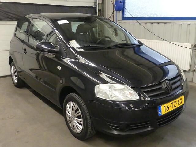 Occasion VW Fox Trendline 54 PK (39 kW) 2007 Zwart Hatchback