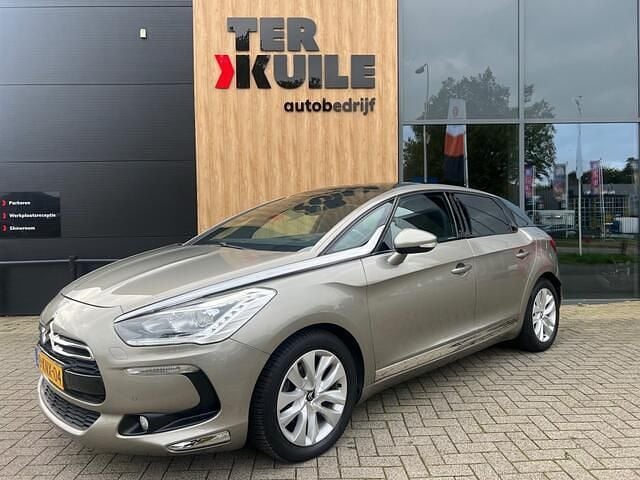 Grijs Gebruikt 2013 Citroën DS5 Business Class Hatchback | € 11.750 (Eerlijke prijs) - Afbeelding 1/4