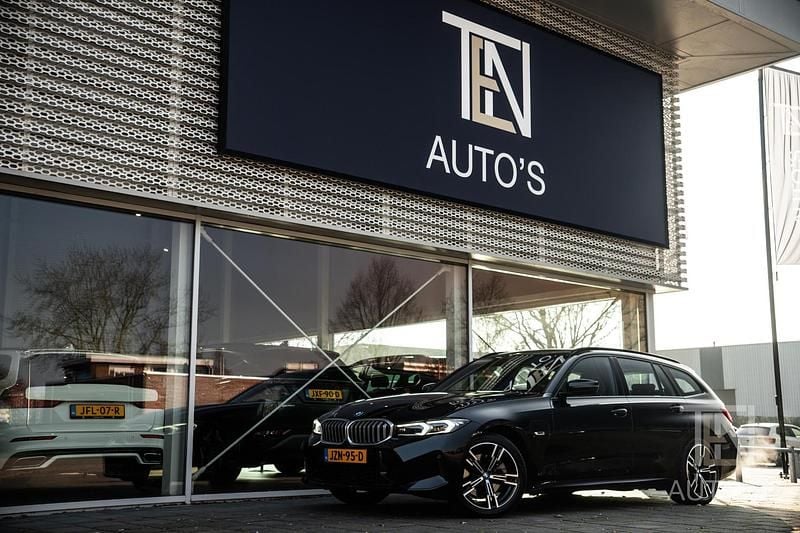 Occasion BMW 320e M Sport 2026 Zwart Stationwagen