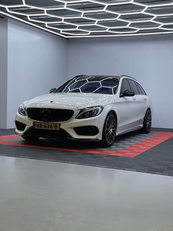 Gebruikt 2017 Mercedes C180 AMG line Stationwagen | € 21.495 (Eerlijke prijs) - Afbeelding 1/4