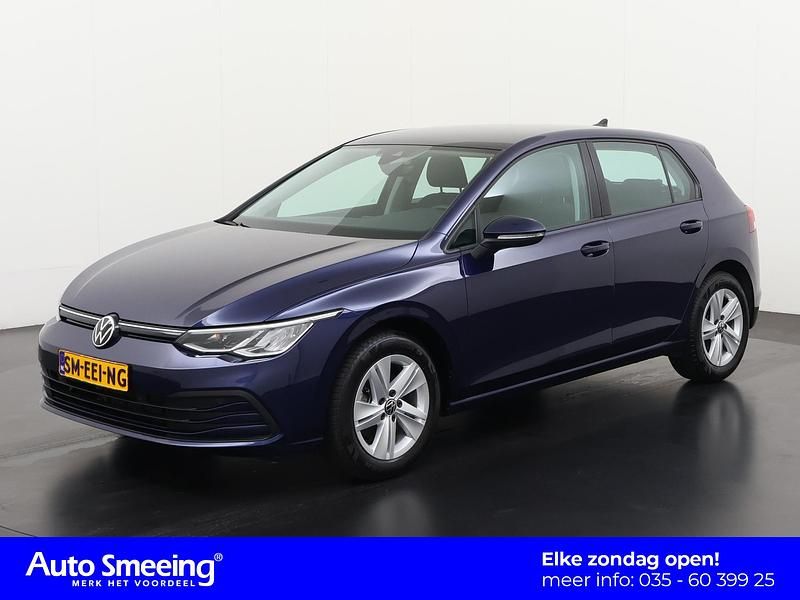 Blauw Gebruikt 2021 VW Golf VIII Life Hatchback | € 19.945 (Eerlijke prijs) - Afbeelding 1/4