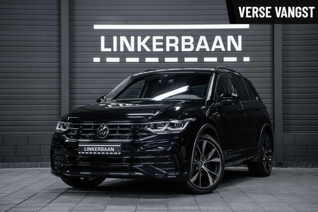 Zwart Gebruikt 2022 VW Tiguan Business+ SUV | € 38.945 (Iets duurder) - Afbeelding 1/3