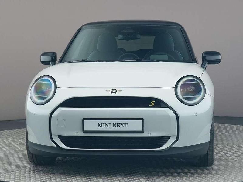 Nieuw Mini Cooper SE Classic 160 kW (218 PK) 2025 Wit Hatchback