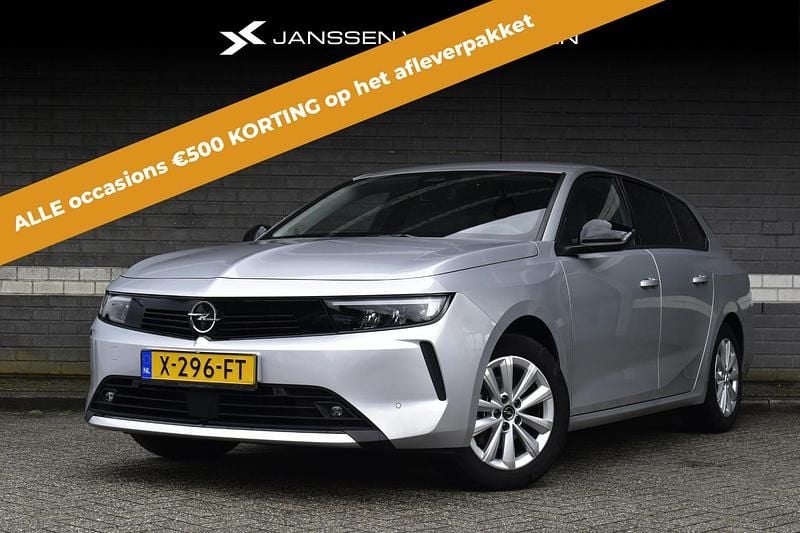 Grijs Gebruikt 2023 Opel Astra Stationwagen | € 22.895 (Eerlijke prijs) - Afbeelding 1/3