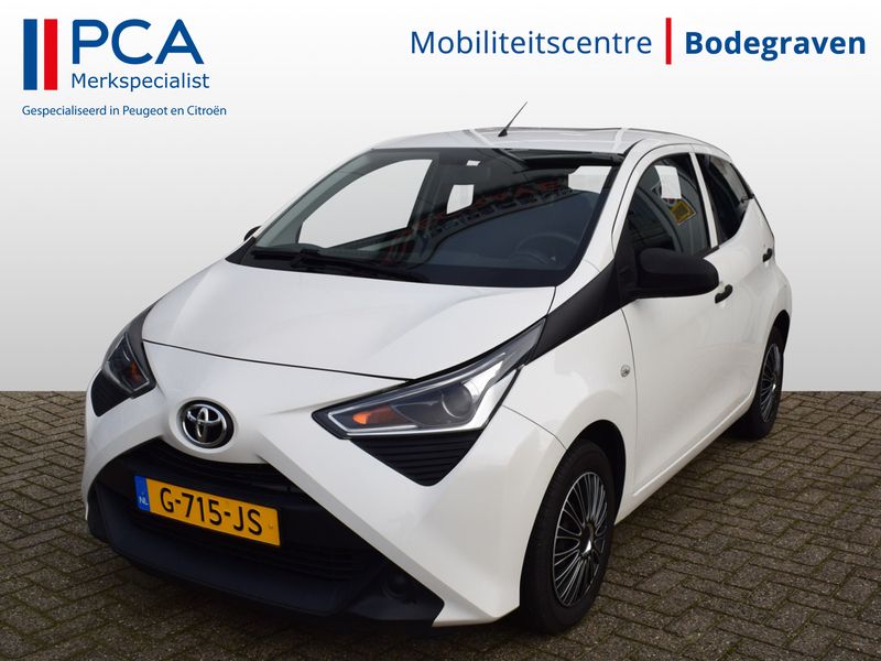 Wit Gebruikt 2019 Toyota Aygo Hatchback | € 8.995 (Eerlijke prijs) - Afbeelding 1/4