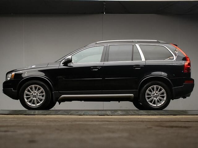 Zwart Gebruikt 2007 Volvo XC90 Momentum SUV | € 19.945 (Duur) - Afbeelding 1/4