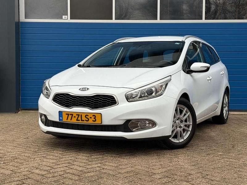 Occasion Kia Ceed Sportswagon Comfort 135 PK (99 kW) 2013 Wit Stationwagen