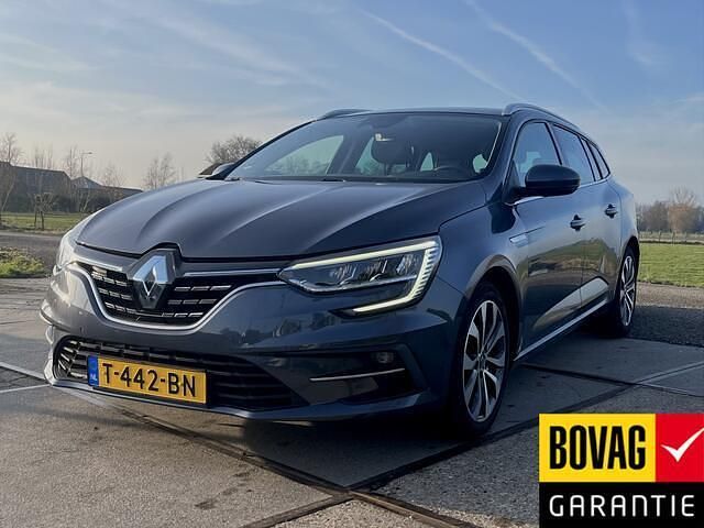 Grijs Occasion 2023 Renault Mégane GrandTour Techno Stationwagen | € 18.500 (Goede deal) - Afbeelding 1/4