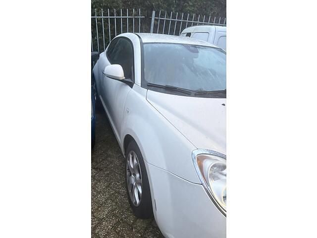 Occasion Alfa Romeo MiTo 84 PK (61 kW) 2012 Wit Hatchback