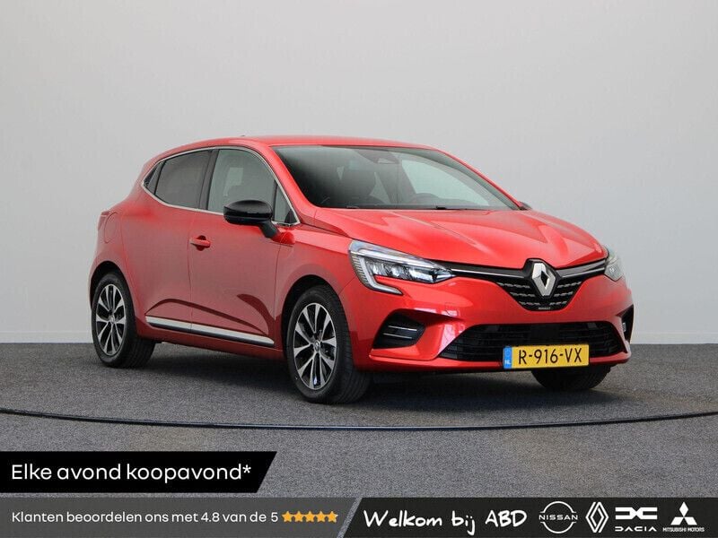 Rood Gebruikt 2022 Renault Clio V Techno Hatchback | € 23.940 (Eerlijke prijs) - Afbeelding 1/3