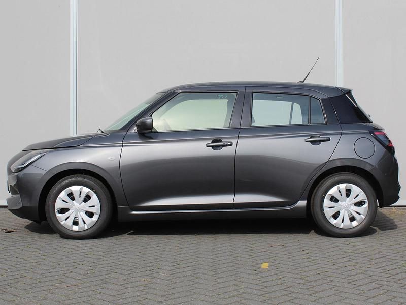 Occasion Suzuki Swift Comfort 82 PK (60 kW) 2024 Oranje is gratis, andere kleuren tegen meerprijs! Hatchback