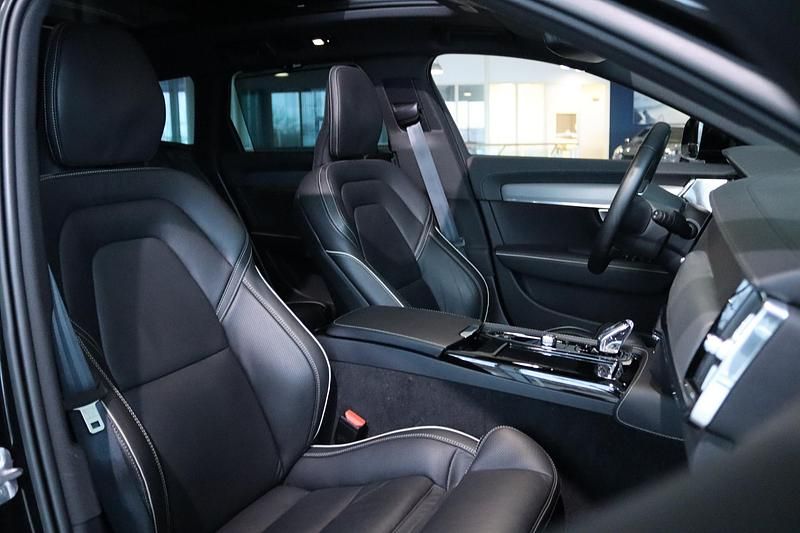 Occasion Volvo V90 Ultimate 2023 Zwart Stationwagen