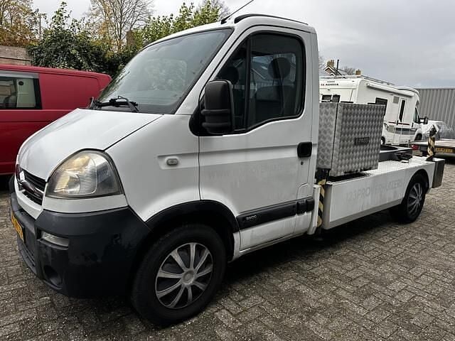 Wit Gebruikt 2007 Opel Movano Van | € 2.000 - Afbeelding 1/4