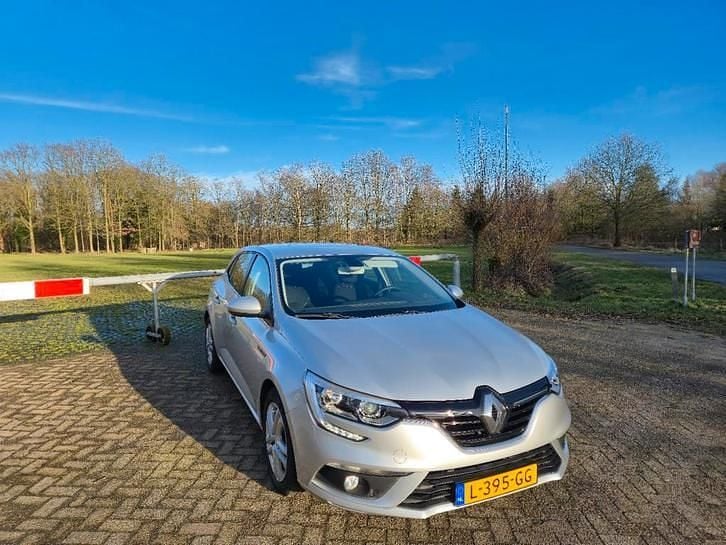 Occasion 2016 Renault Mégane III | € 8.500 (Eerlijke prijs) - Afbeelding 1/4