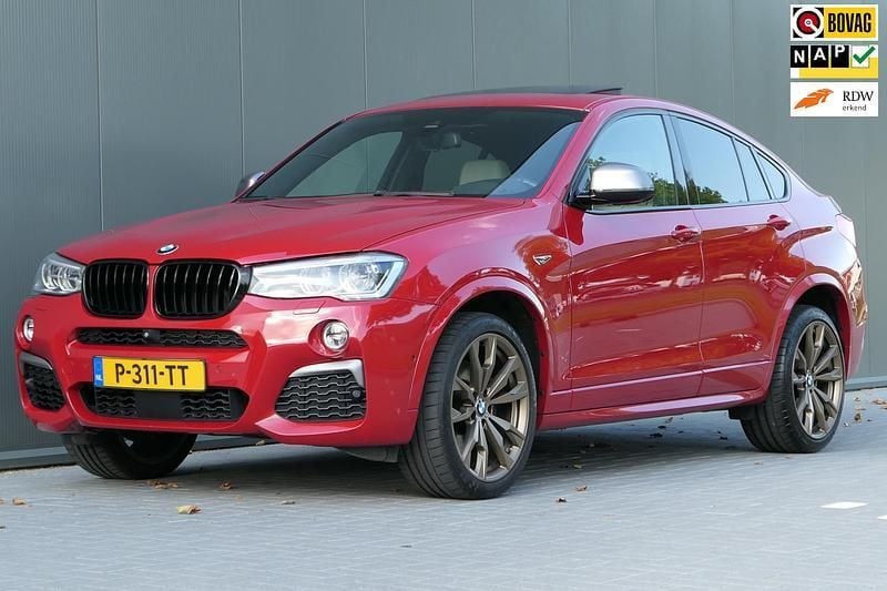 Rood Gebruikt 2017 BMW X4 M Sport SUV | € 35.940 (Super prijs) - Afbeelding 1/4