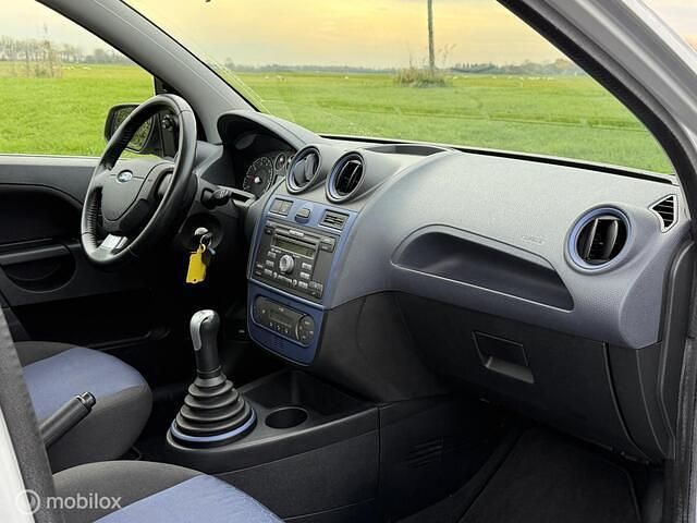 Occasion Ford Fiesta 69 PK (50 kW) 2008 Grijs Hatchback