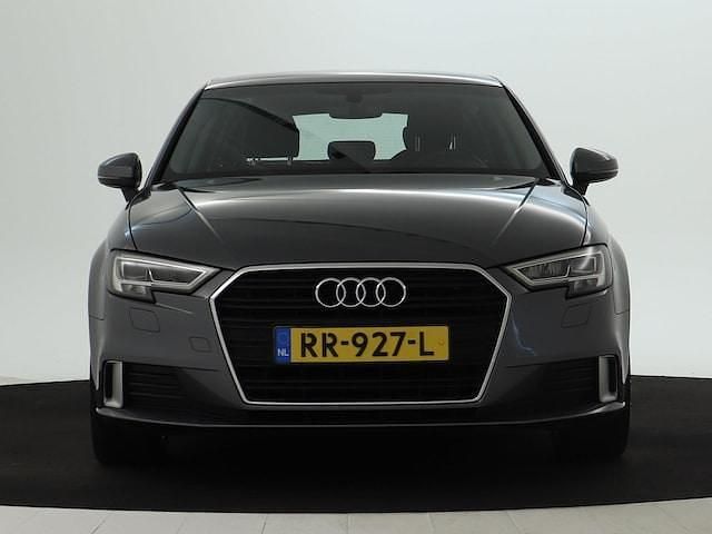 Occasion Audi A3 Sportback Sport 116 PK (85 kW) 2018 Grijs (metallic) Hatchback
