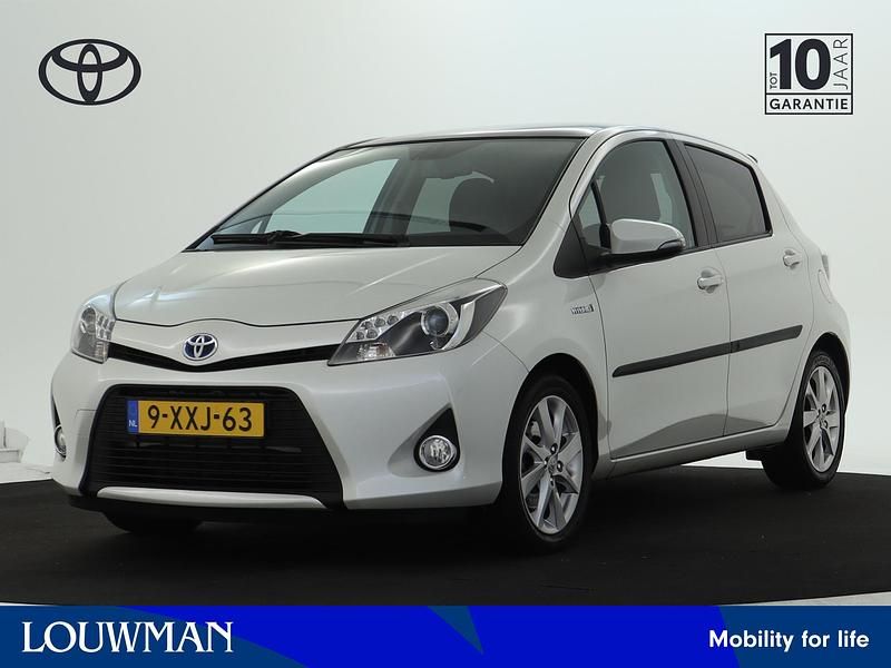 Wit Gebruikt 2014 Toyota Yaris Hybrid Hatchback | € 14.945 (Iets duurder) - Afbeelding 1/4